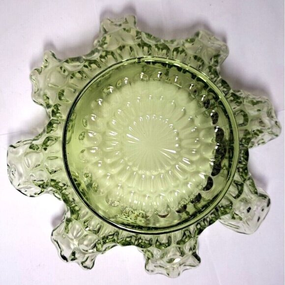 Vintage Fenton Colonial Green Ruffle Edge Thumbprint Pattern Glass Bowl - Picture 6 of 6